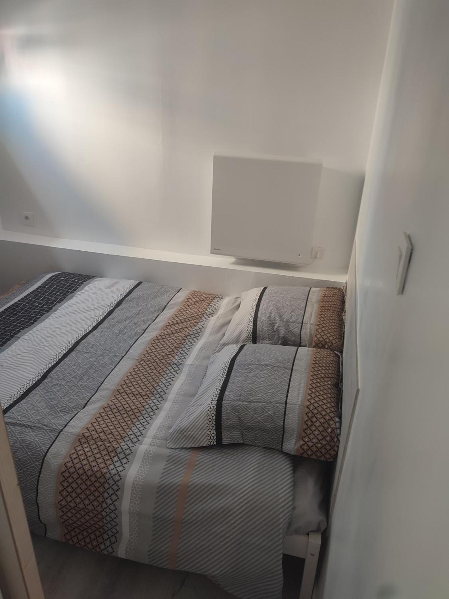 Petit F2 Meuble Independant Daire Limay Dış mekan fotoğraf